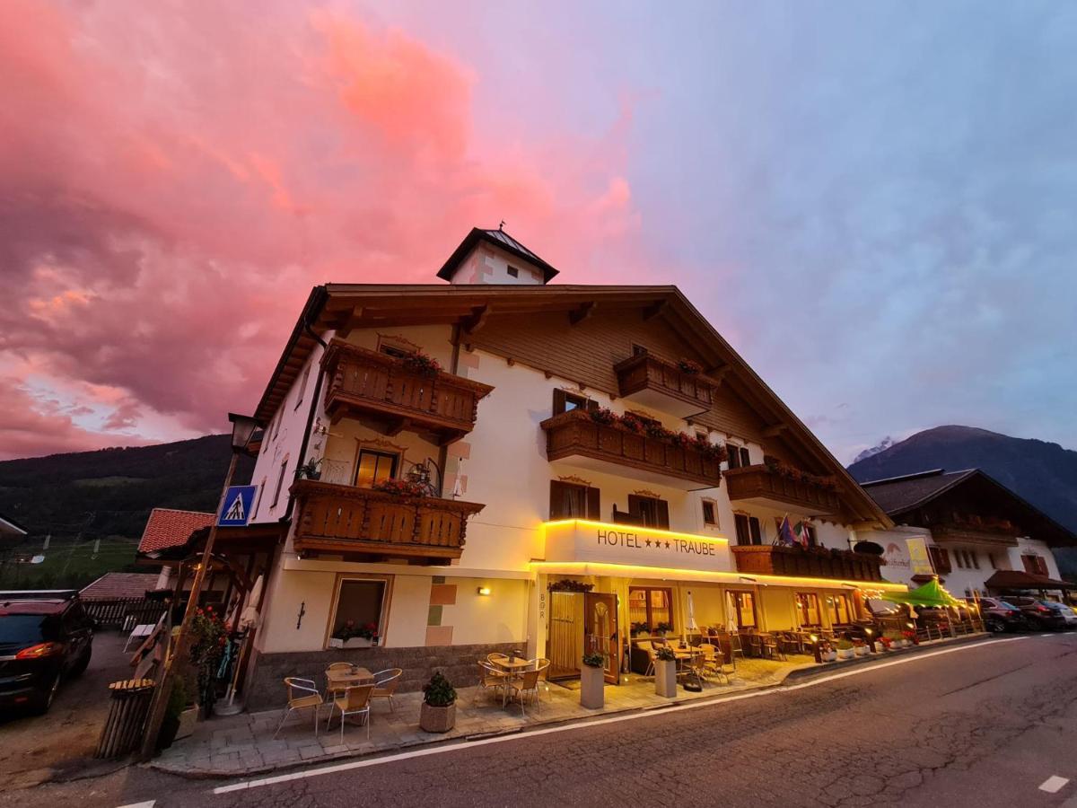 Hotel Traube - Stelvio Exteriér fotografie
